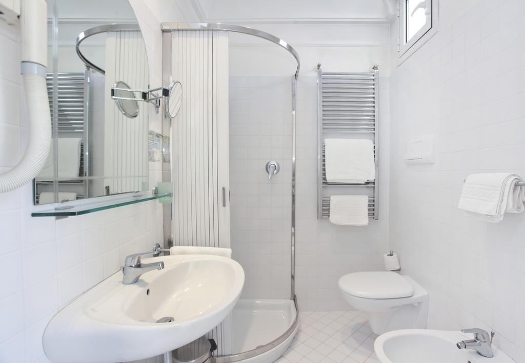 Nautilus Hotel Riccione Room photo