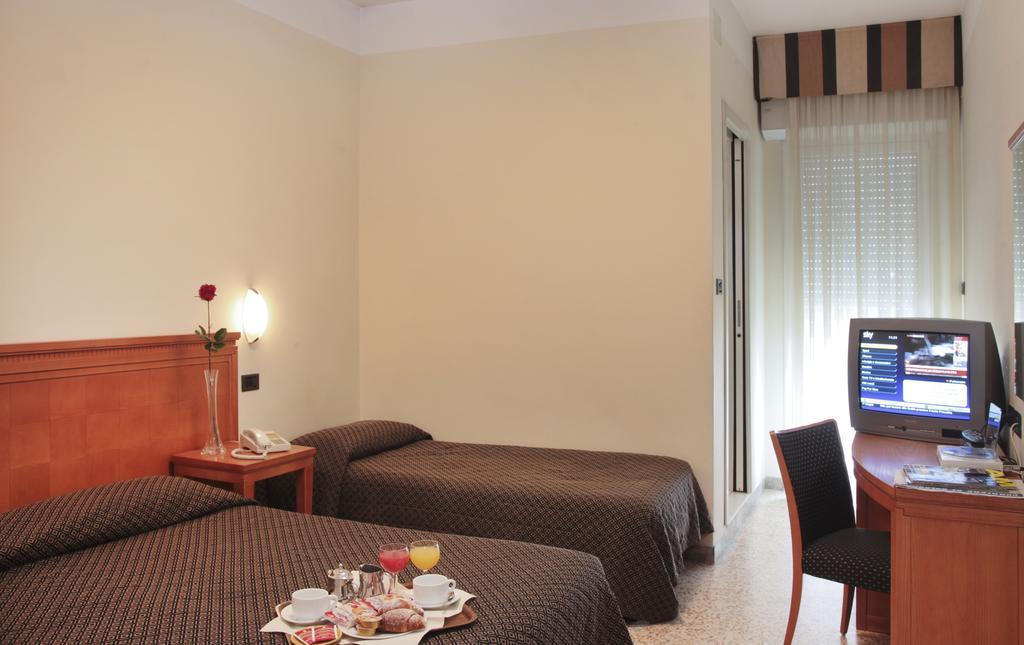 Nautilus Hotel Riccione Room photo